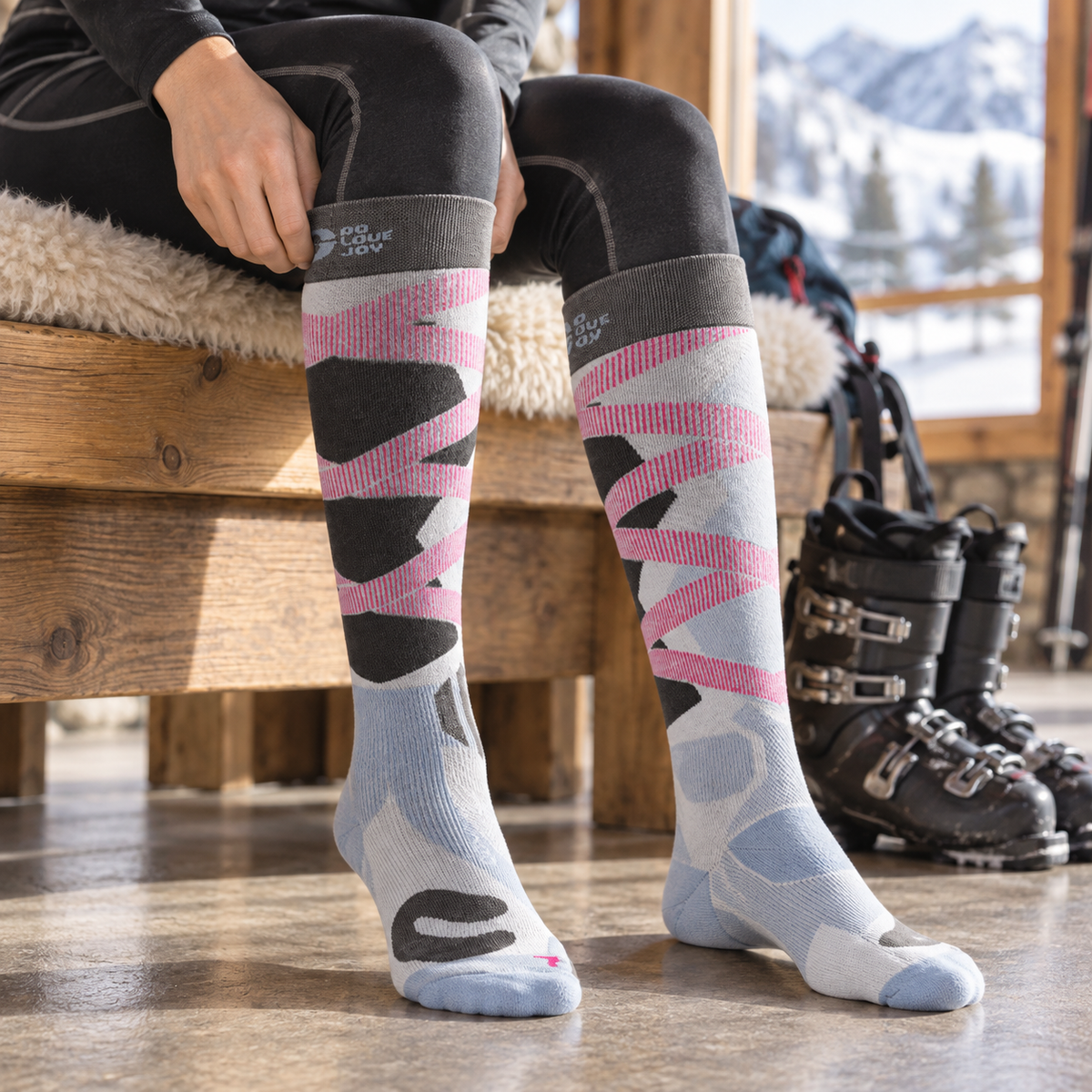 DWZ05 | Long Ski Socks | Breathable Knit and Graduated Compression-Pink Blue-Snowledge